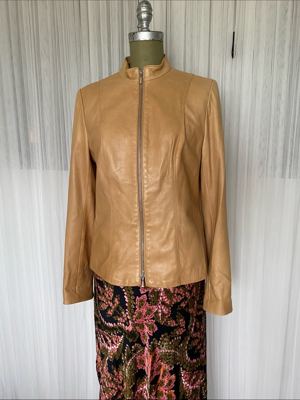 Danier Women’s Golden/Butter Soft Italian Leather Zip-Front Jacket Size Medium